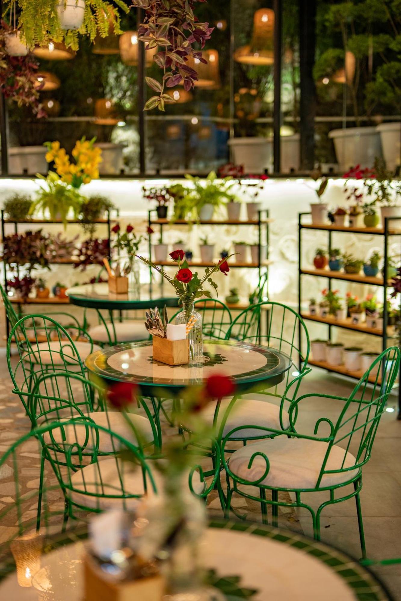 Shervani Hilltop Resort Nainital Luaran gambar