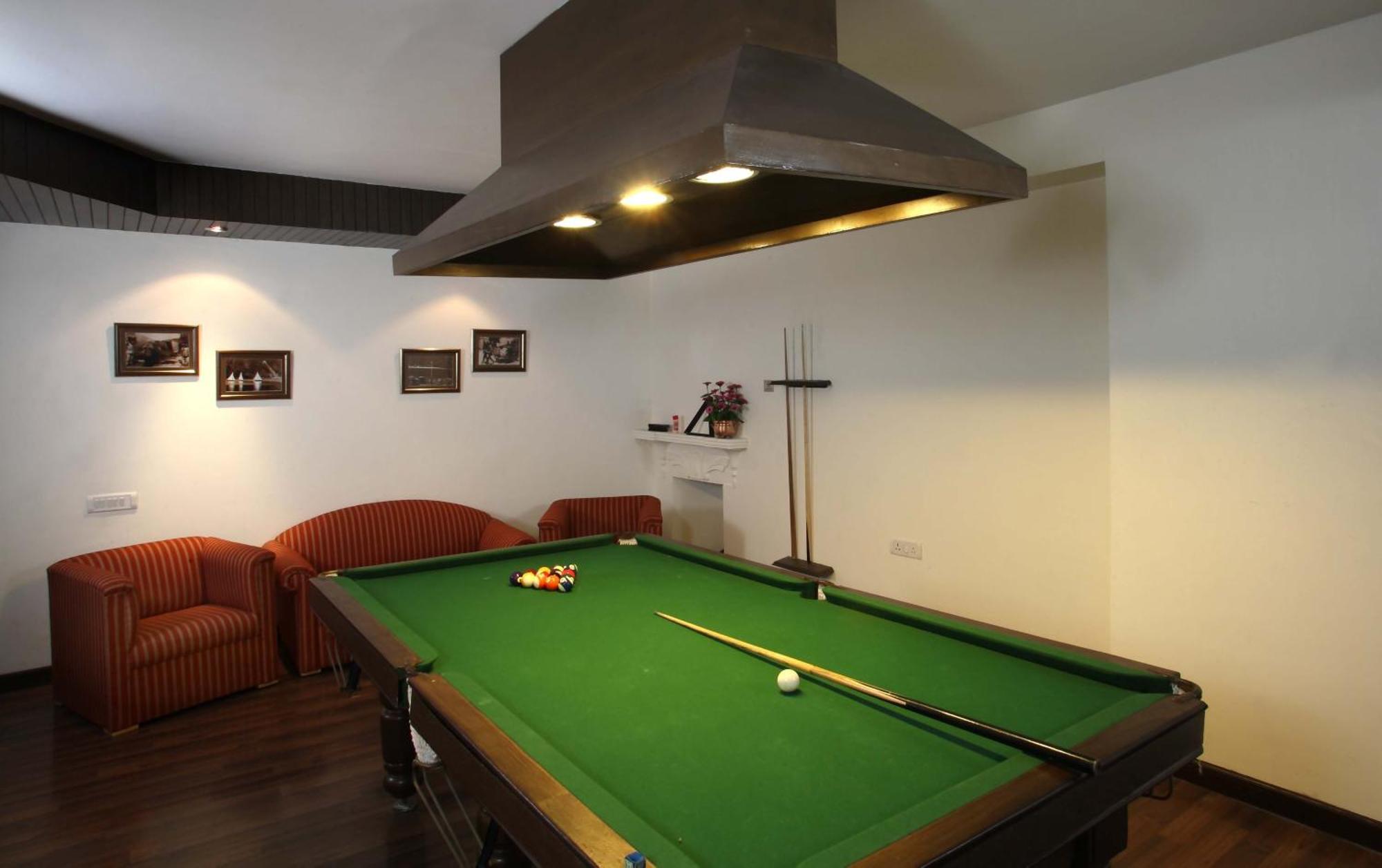 Shervani Hilltop Resort Nainital Luaran gambar