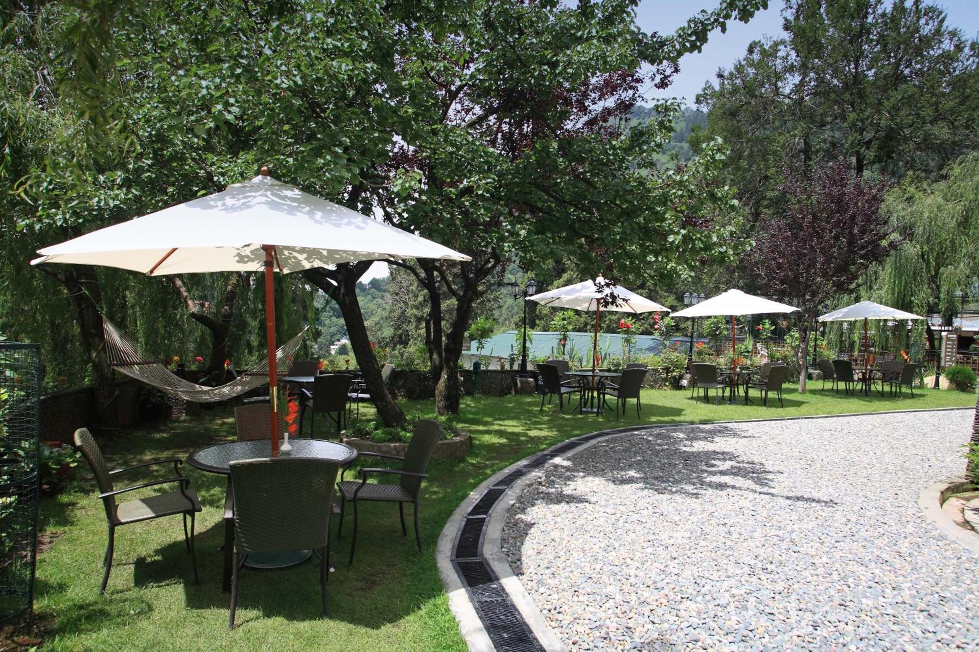 Shervani Hilltop Resort Nainital Luaran gambar